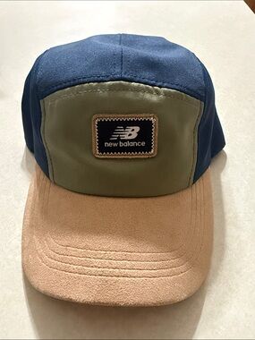 New Balance 5 panel curved brim lifestyle hat